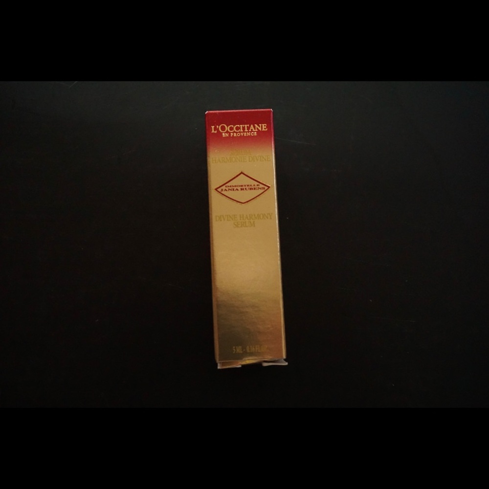L’Occitane ‘Divine Harmony Serum’  5 mL bottle
